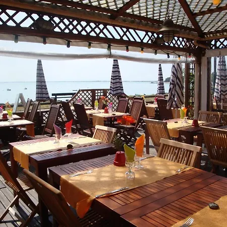 Le Grand Large Hotel Cancale